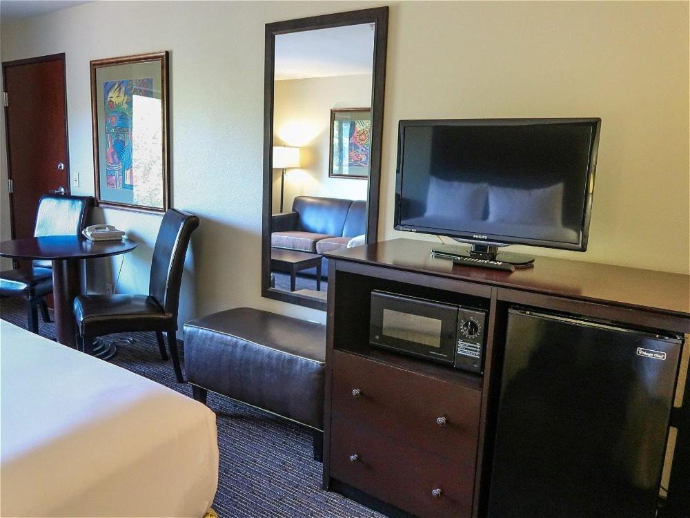 Oxford Suites Portland - Jantzen Beach Zewnętrze zdjęcie